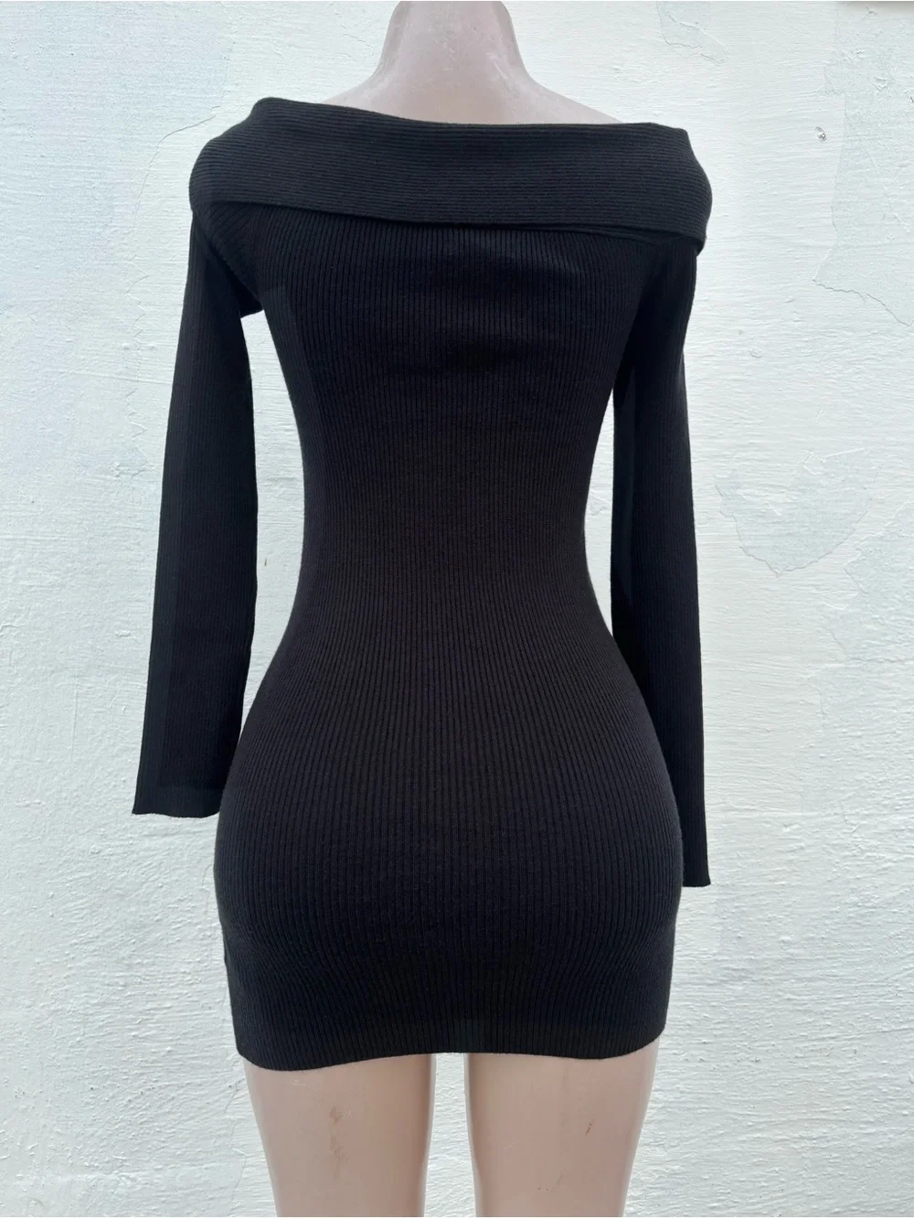 American Eagle Outfitters Black Ribbed Off-Shoulder Dress